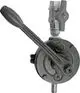 Befüllpumpe von Wolf zur Verwendung in Solaranlagen, ausgestattet mit einem Hebel für die Steuerung des Durchflusses und einem Anschluss zum Befüllen.